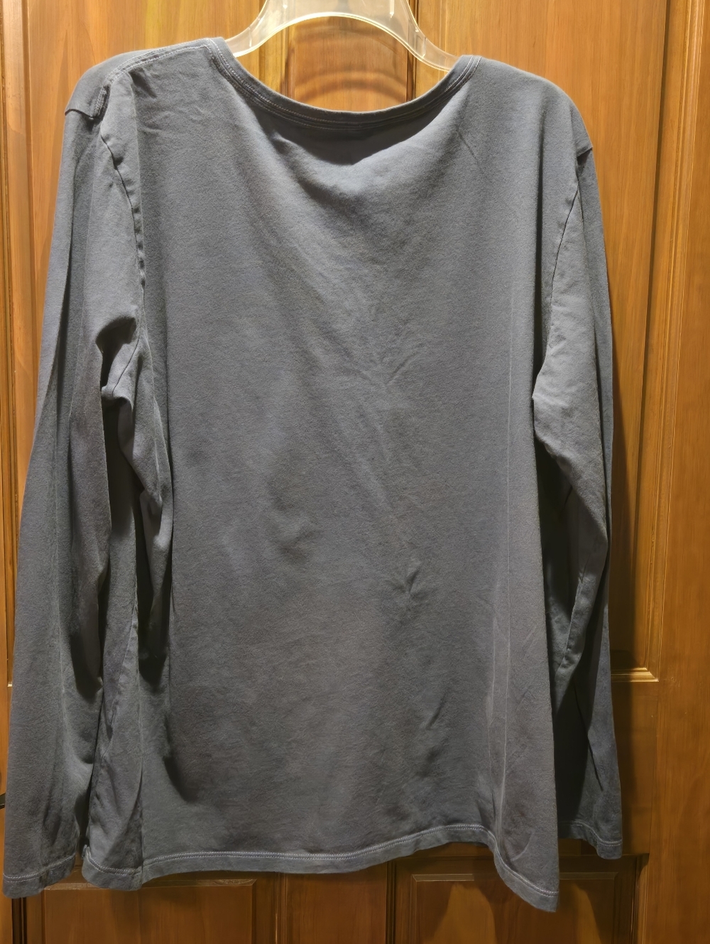 Life Is Good Women's Long Sleeve V-Neck Tee - with Tropical Drinks - Picture 3 of 6